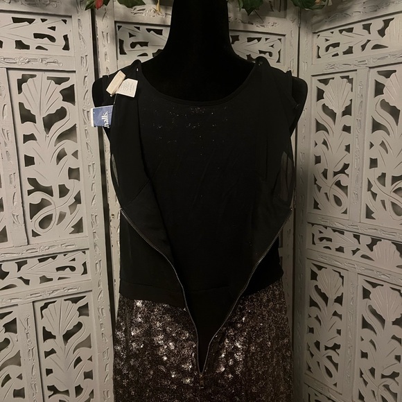 GIRLS/JR NWT! GOLD GLAM SEQUINED WITH BLACK BACKGROUND SLEEVELESS MINI DRESS - Picture 9 of 11